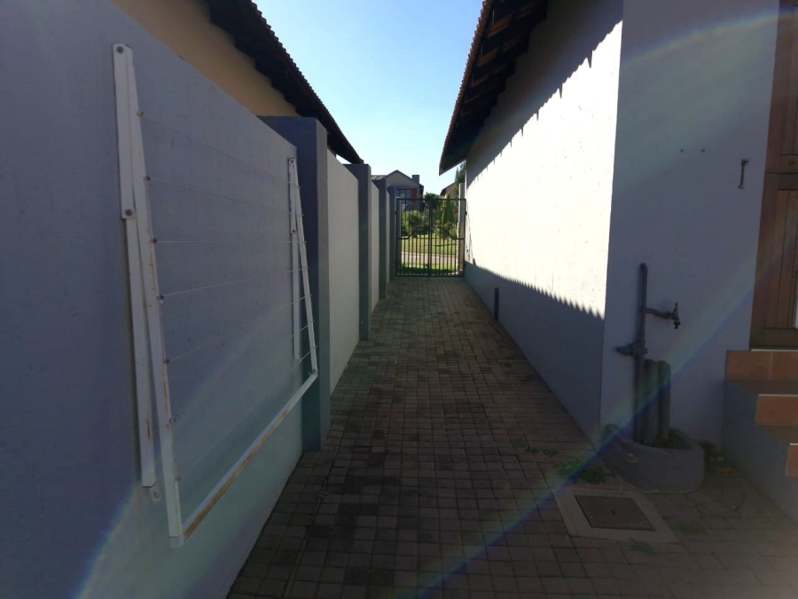 3 Bedroom Property for Sale in Melodie North West
